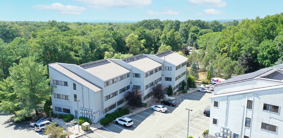 More Photos Of 239 New Rd, Parsippany Office For Lease