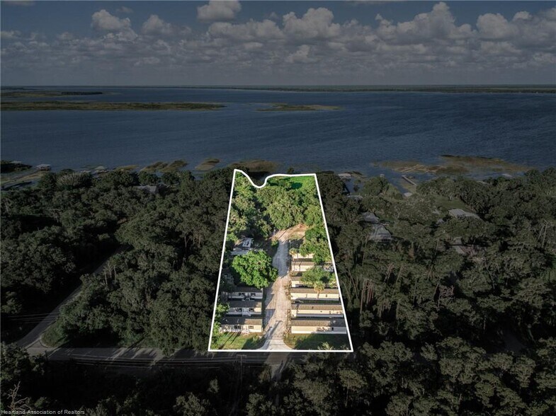 More Photos Of 44 Crawford Dr, Lake Placid Manufactured Housing Mobile Home Park For Sale