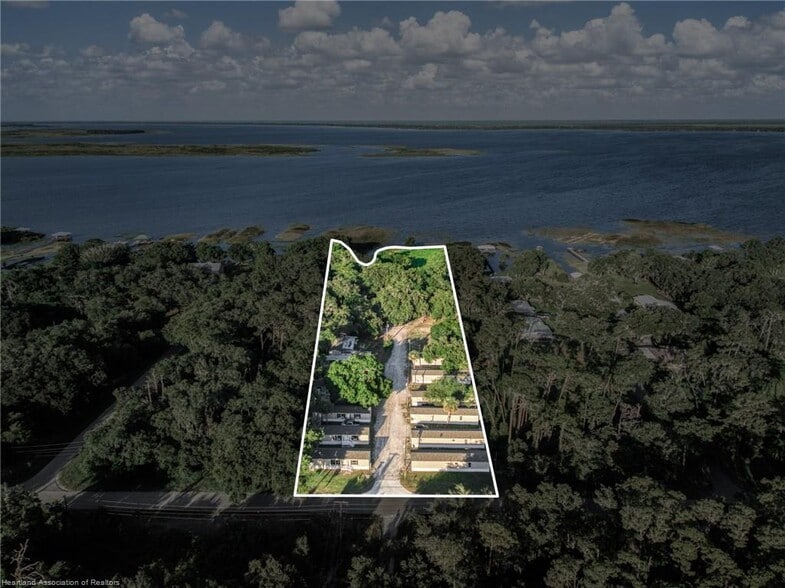 More Photos Of 44 Crawford Dr, Lake Placid Manufactured Housing Mobile Home Park For Sale