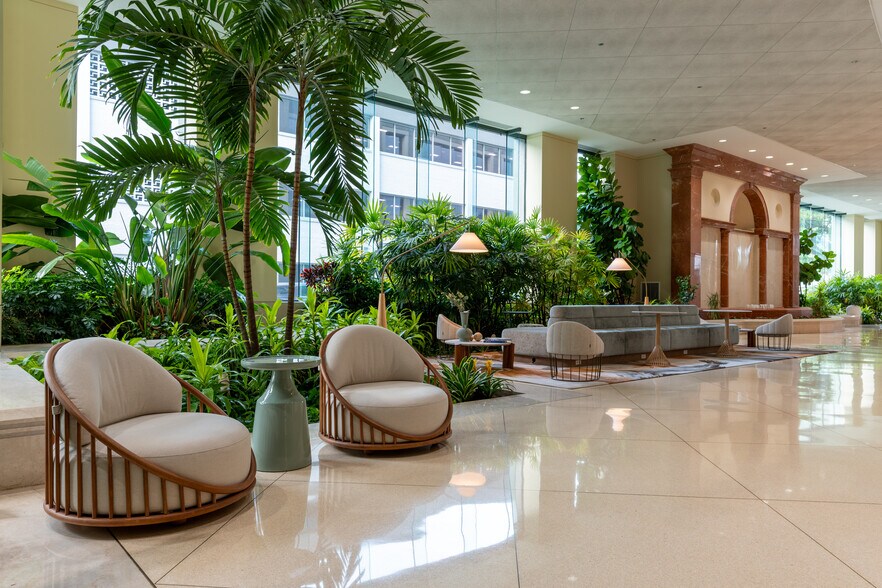 More Photos Of 1511 N Westshore Blvd, Tampa Office For Lease