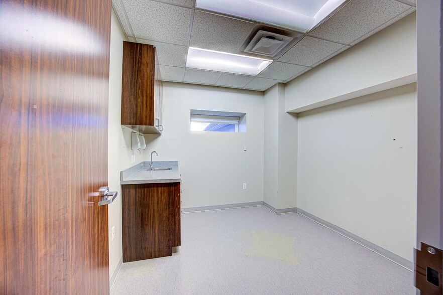 More Photos Of 311 S Highway 183, Leander Medical For Sale