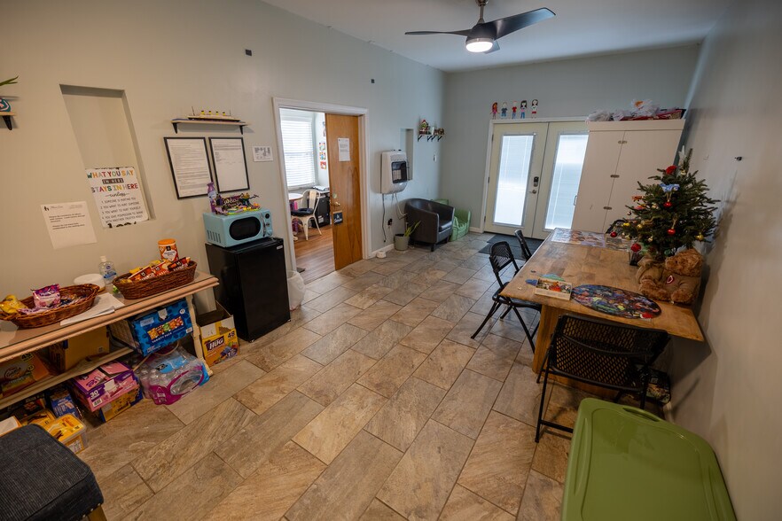 More Photos Of 10 Dun Rd, Chillicothe Office For Sale