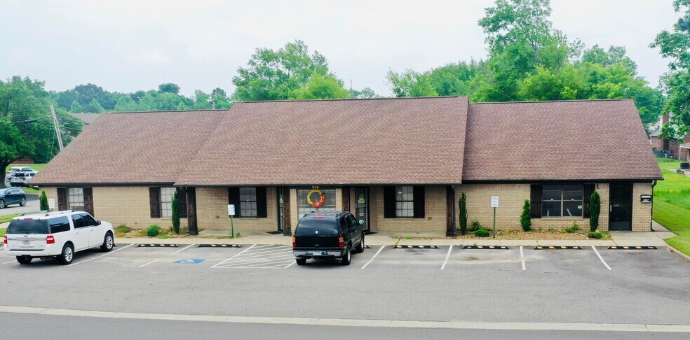 More Photos Of 220 N Phoenix Ave, Russellville Medical For Sale