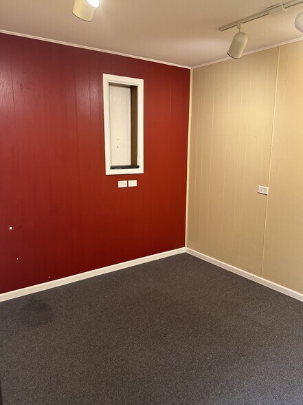More Photos Of 1400 Sunset Ave, Waukegan Office For Sale