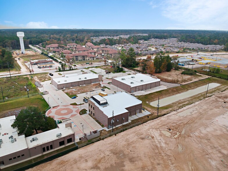 More Photos Of 24527 Gosling Rd, Spring Flex For Lease