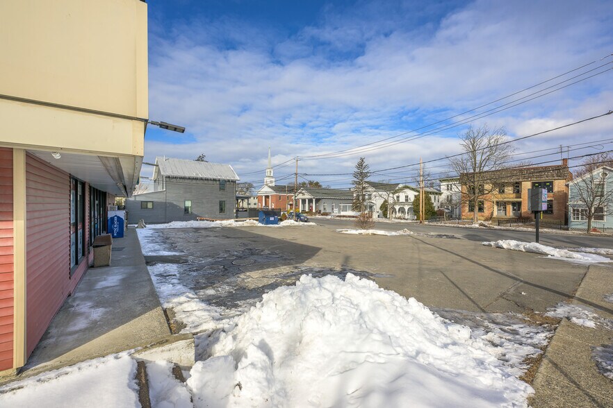 More Photos Of 67-69 Green St, Hudson Convenience Store For Sale