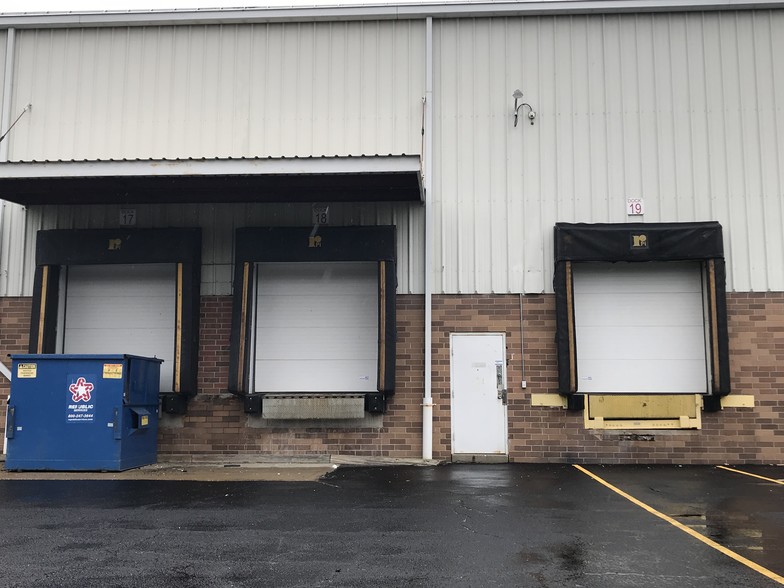 More Photos Of 4250-4276 Strausser St NW, Canton Warehouse For Lease