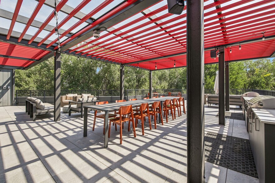 More Photos Of 5845 Arapahoe Ave, Boulder Apartments For Lease