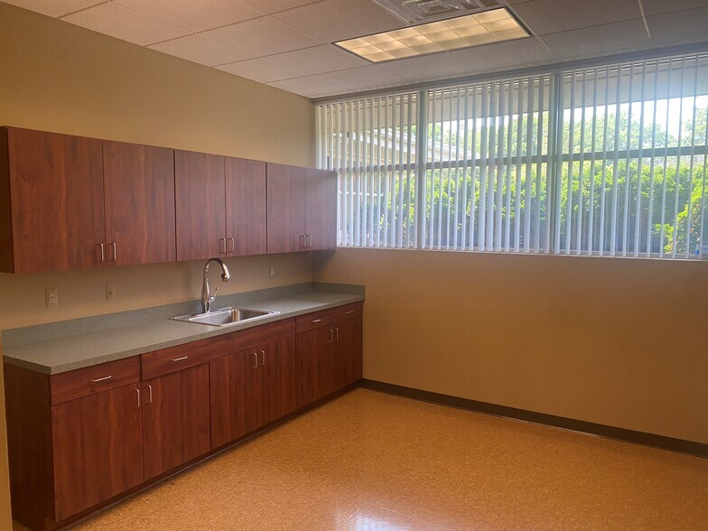 More Photos Of 35501-35765 Mound Rd, Sterling Heights Unknown For Sale