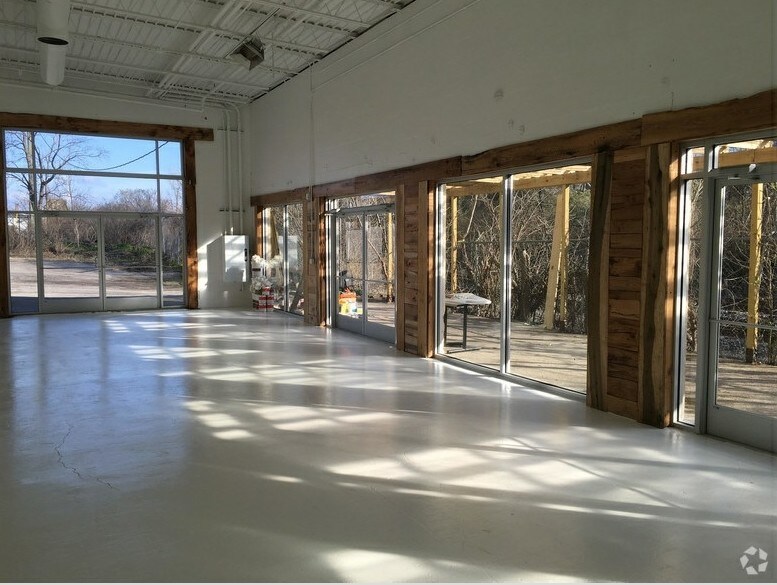 More Photos Of 1414 3rd Ave S, Nashville Restaurant For Lease