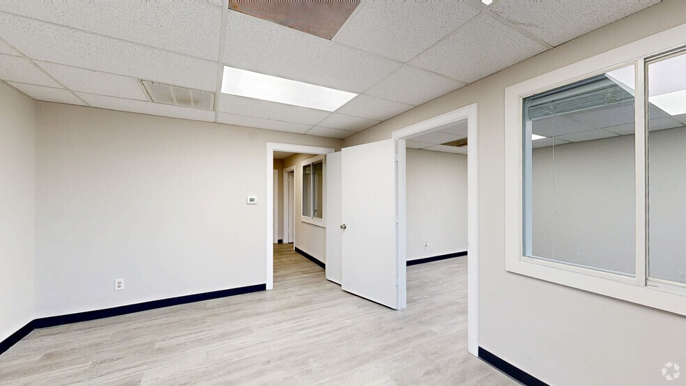 Primary Photo Of 8700 Long Point Rd, Houston Unknown For Lease