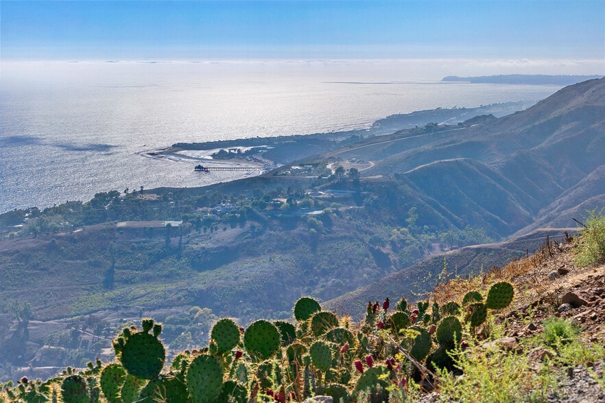 More Photos Of 21800 Azurelee Dr, Malibu Land For Sale