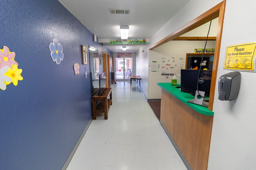 More Photos Of 906 Trimmier Rd, Killeen Religious Facility For Sale