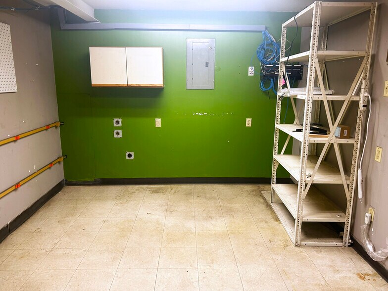 More Photos Of 5151 E 56th Ave, Commerce City Manufacturing For Sale