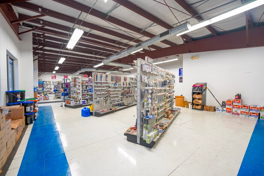 More Photos Of 193 Dix Ave, Glens Falls Freestanding For Sale