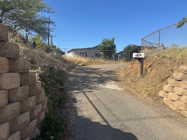 More Photos Of 501 W Lambert Rd, La Habra Industrial For Sale