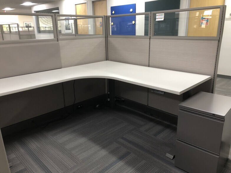 More Photos Of 8550 Balboa Blvd, Northridge Office For Lease