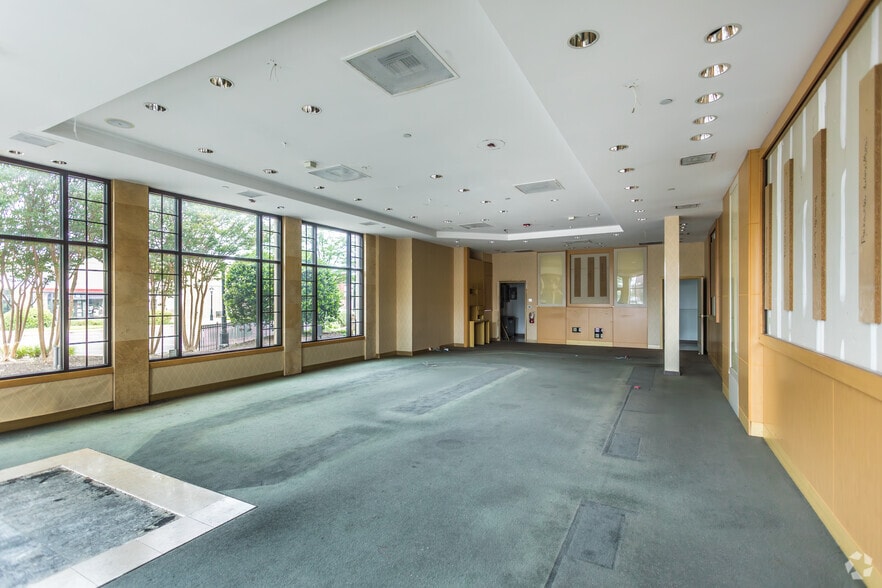 Photo of 1st Floor Ste 618