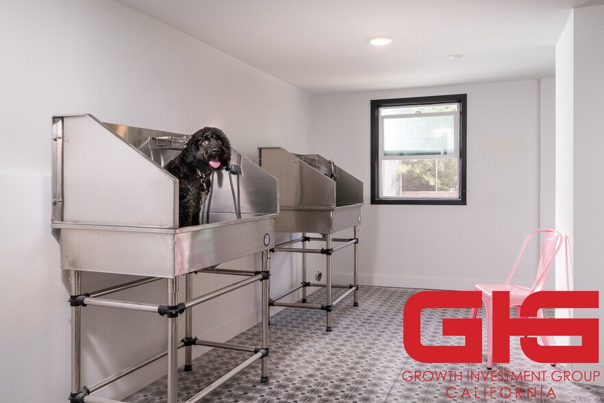 More Photos Of 262 N Los Robles Ave, Pasadena Apartments For Sale