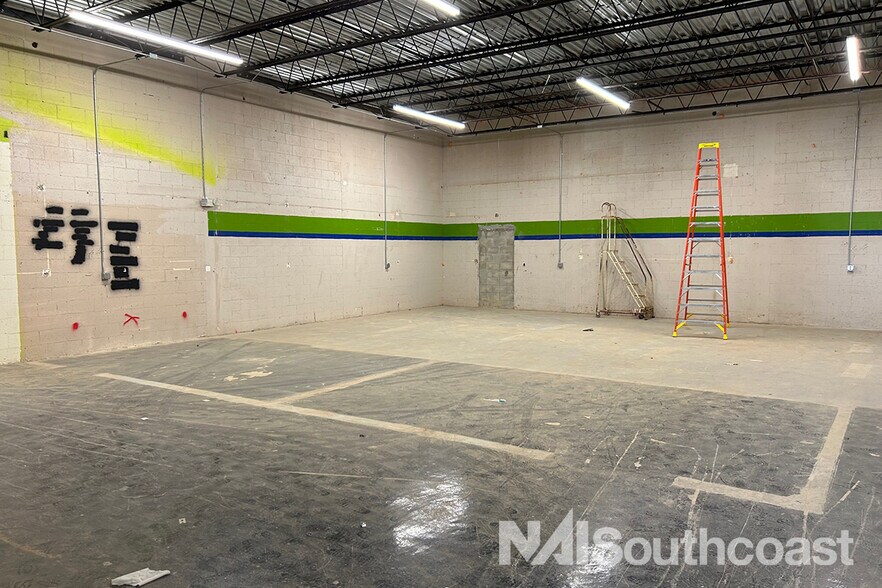 More Photos Of 2700 Industrial Avenue 3, Fort Pierce Manufacturing For Lease