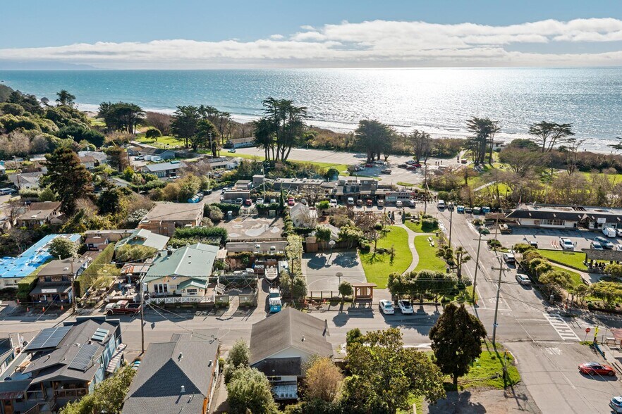 More Photos Of 3488 Shoreline hwy, Stinson Beach Storefront Retail Residential For Sale
