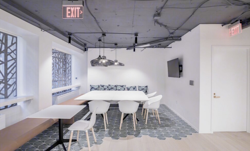 More Photos Of 1101 17th St NW, Washington Office For Lease