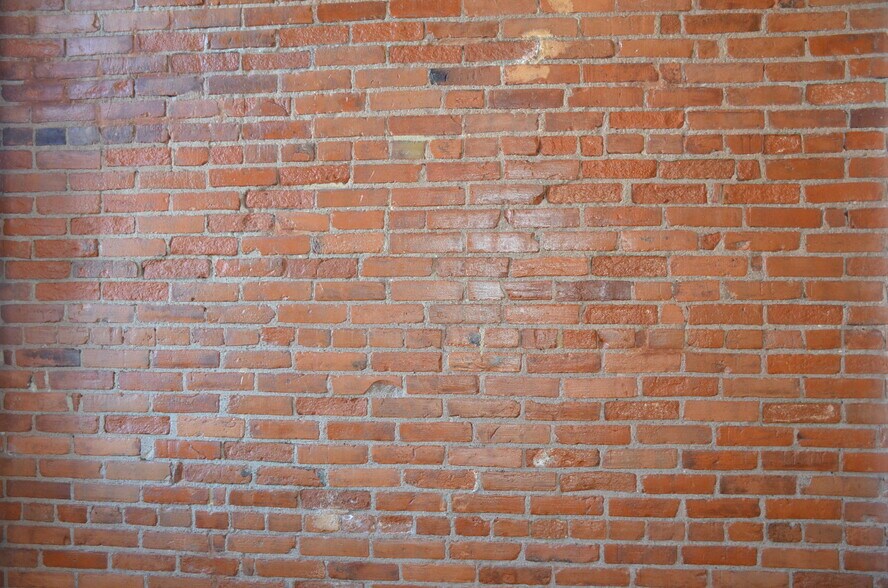 More Photos Of 11 Benton Ave E, Albia Restaurant For Sale