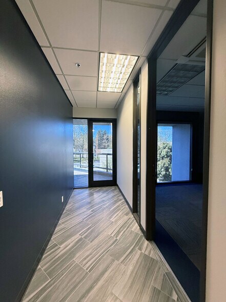 More Photos Of 1330 N Dutton Ave, Santa Rosa Office For Sale