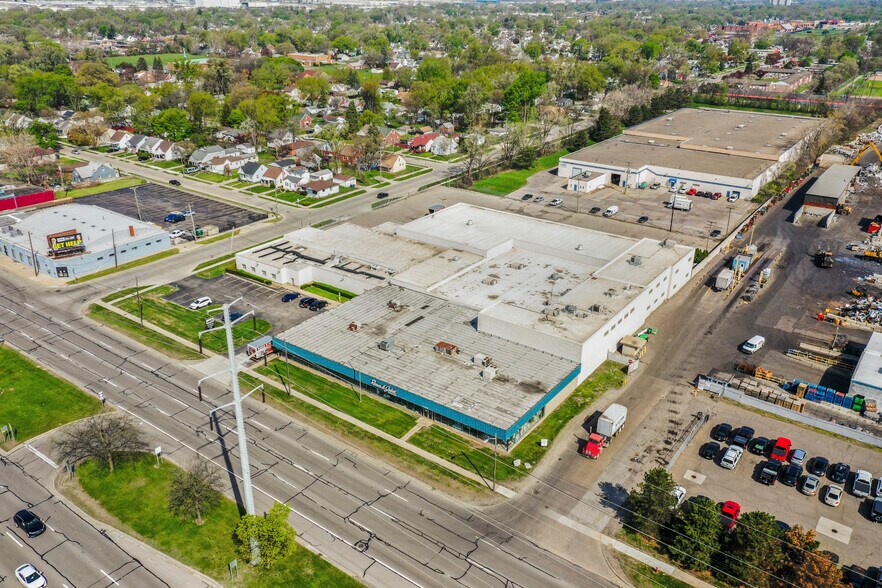 Primary Photo Of 8655 E 8 Mile Rd, Warren Warehouse For Sale
