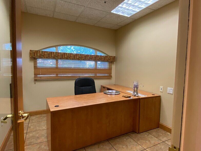 More Photos Of 14031 Del Webb Blvd, Belleview Coworking Space