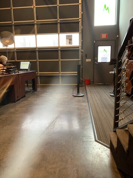 More Photos Of 6702-6724 N Pittsburg St, Spokane Warehouse For Lease