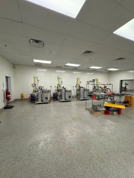 More Photos Of 3105 E Reno Ave, Oklahoma City Warehouse For Lease