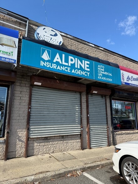 More Photos Of 1784 5th Ave, Bay Shore Freestanding For Lease