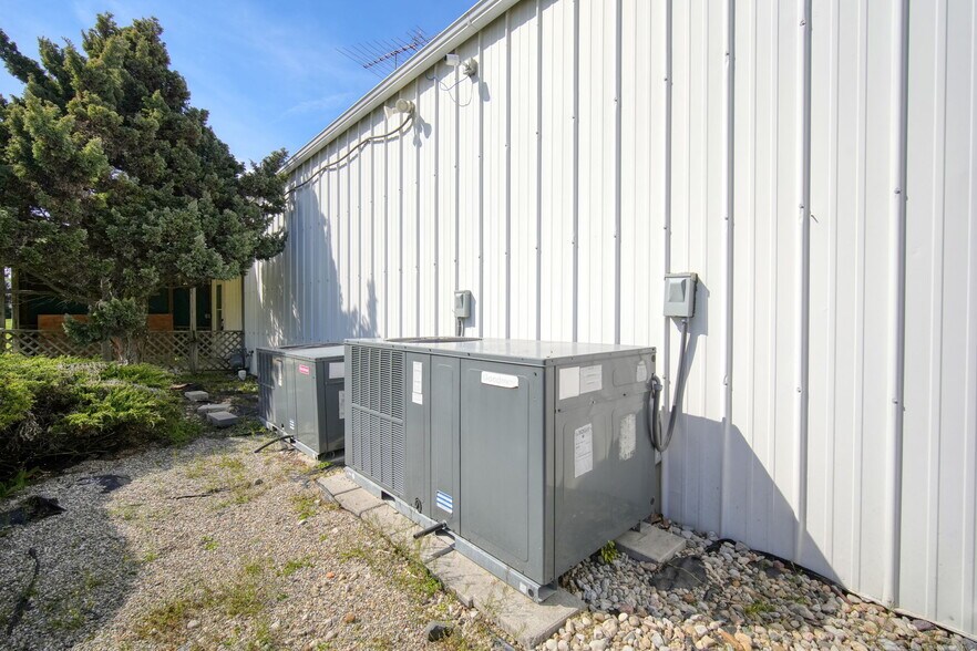 More Photos Of 5550 Carleton Rd, Palmyra Light Manufacturing For Sale