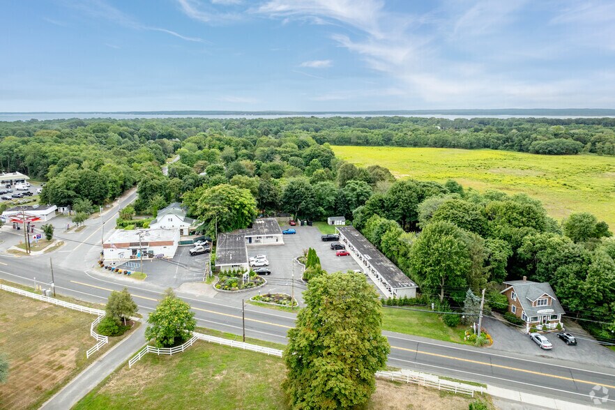 More Photos Of 1399 Main Road, Riverhead Hotel For Sale