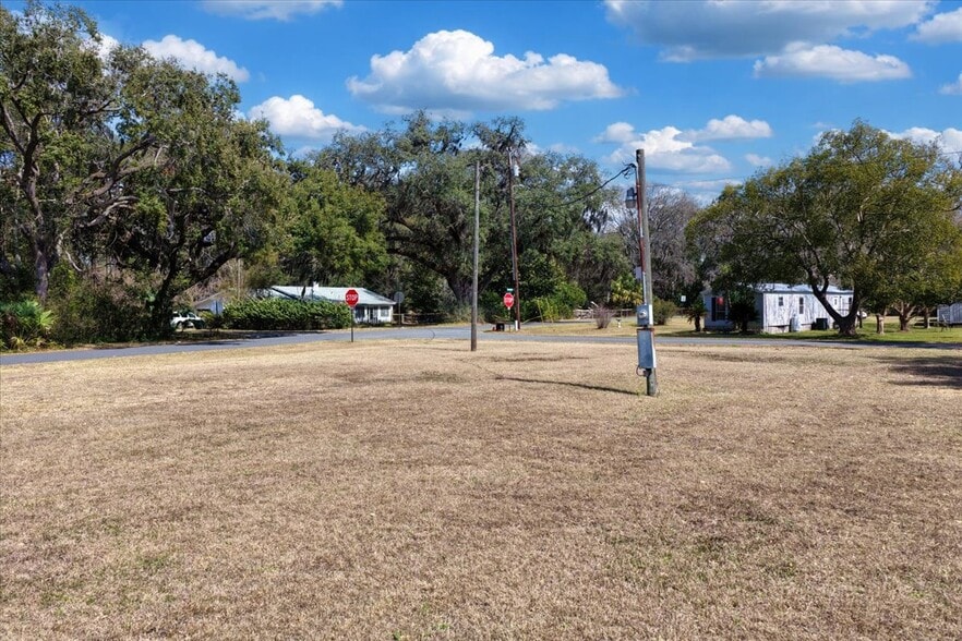 More Photos Of 18450 NE 40th St, Williston Land For Sale