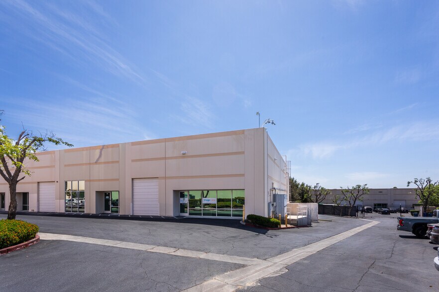 More Photos Of 15840 W Monte St, Sylmar Warehouse For Sale