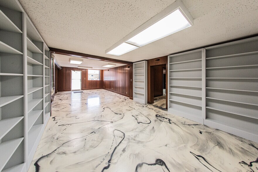 More Photos Of 1200 Broadway St, Paducah Office For Sale