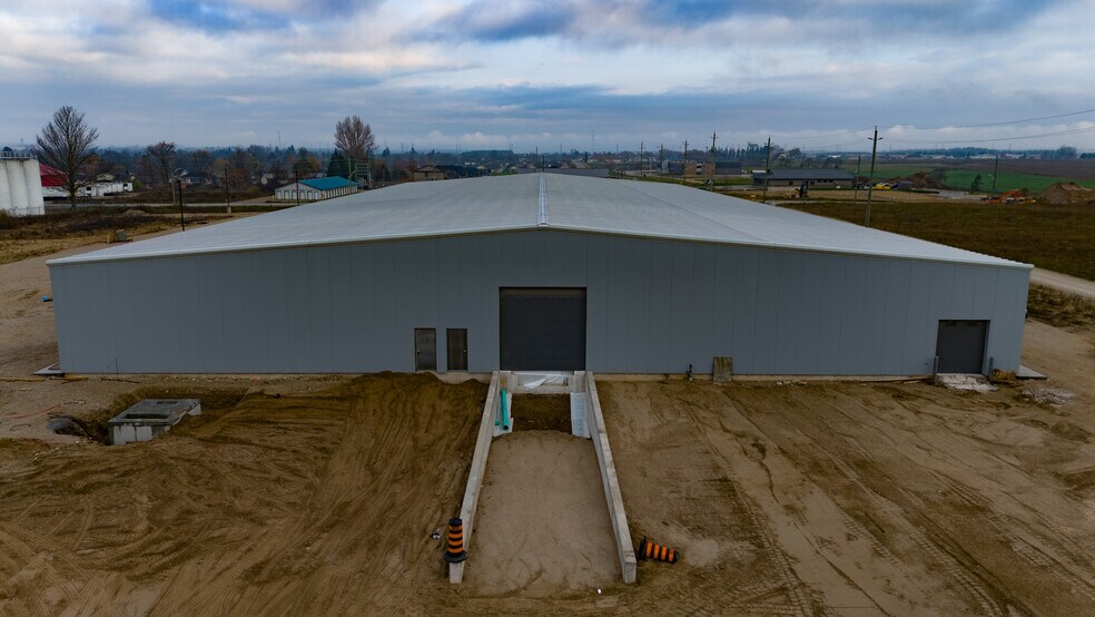 More Photos Of 595 1st St, Hanover Warehouse For Lease