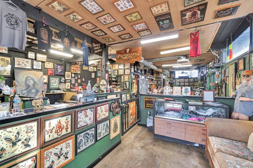 More Photos Of 1459 N Van Ness Ave, Fresno Storefront For Sale