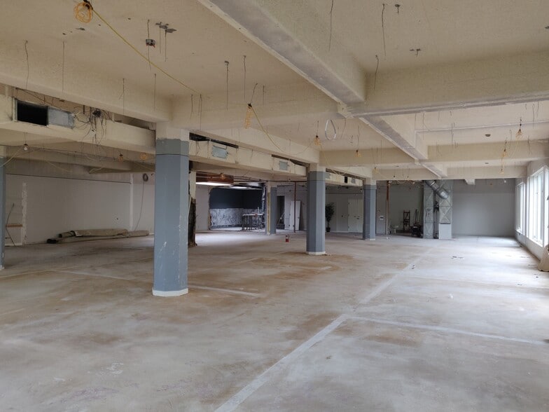 More Photos Of 1307 Cornwall Ave, Bellingham Office Residential For Lease