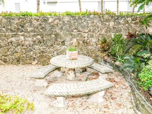 More Photos Of 1420 16th St, Miami Beach Apartments For Sale