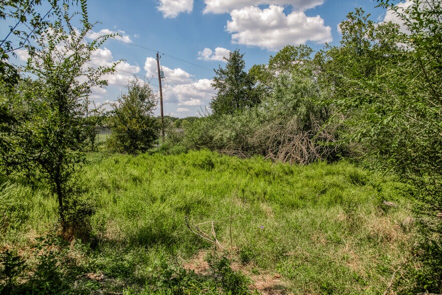 More Photos Of 3208 W State Highway 21, Bryan Land For Sale