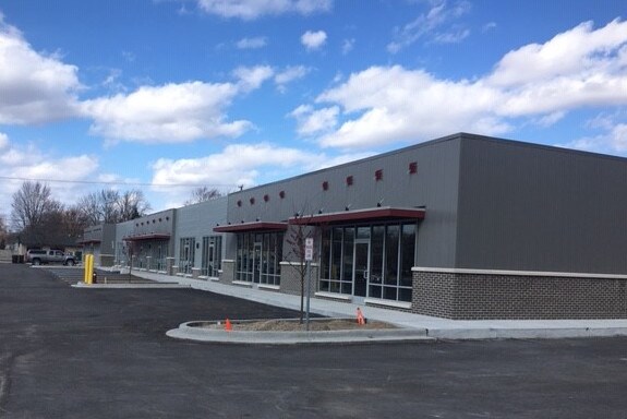 More Photos Of 420 Waldo Ave, Midland Storefront For Lease