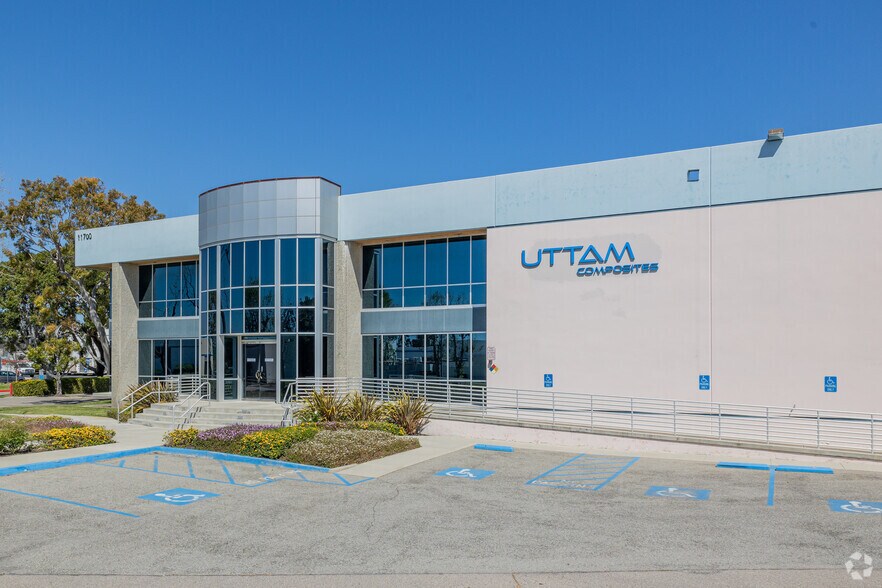More Photos Of 11700 Monarch St, Garden Grove Warehouse For Sale