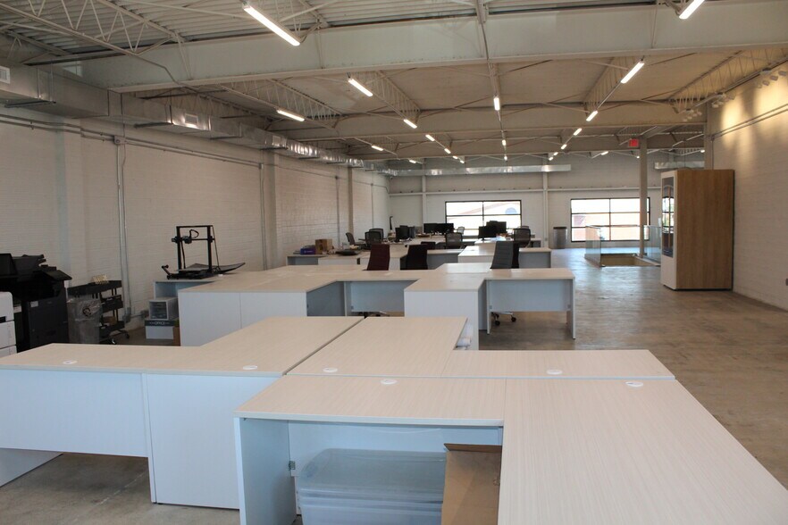 More Photos Of 117 W Main St, Coldwater Office For Lease