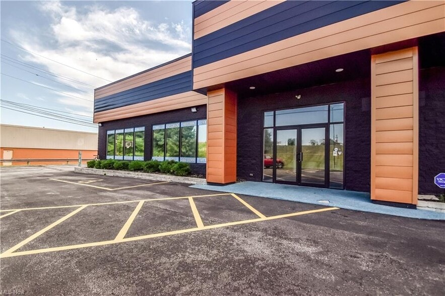 More Photos Of 8425 Station St, Mentor Freestanding For Sale