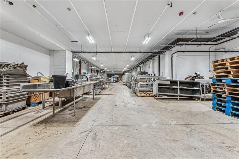 More Photos Of 479 Ferguson Rd, Dunbar Refrigeration Cold Storage For Sale