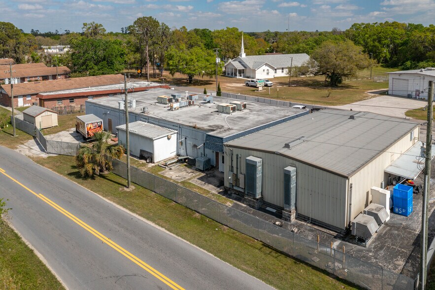 More Photos Of 174 NW 9th ave, Mulberry Distribution For Sale