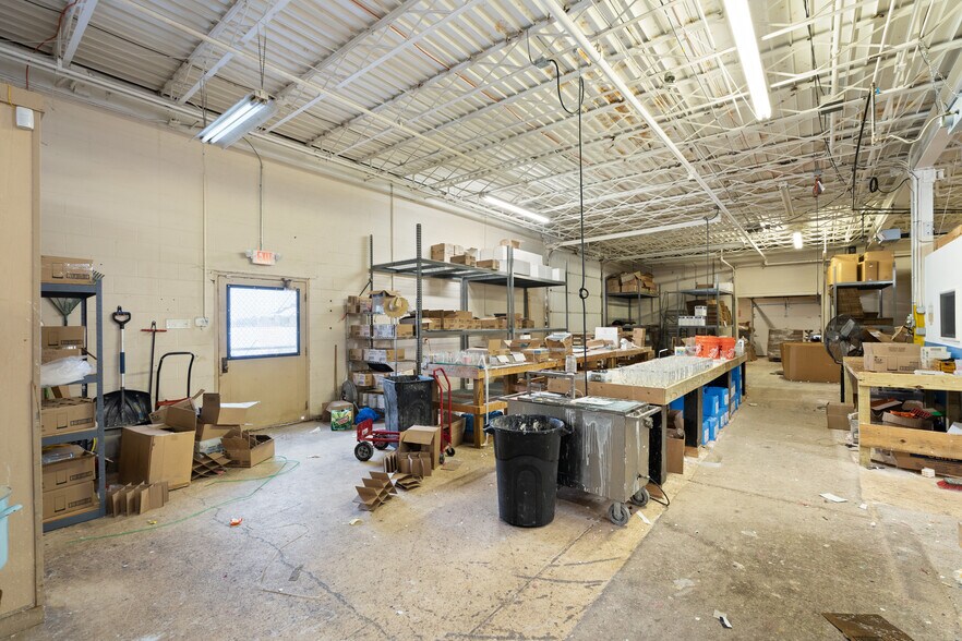 More Photos Of 677 S Cardinal Ln, Scottsburg Industrial For Sale